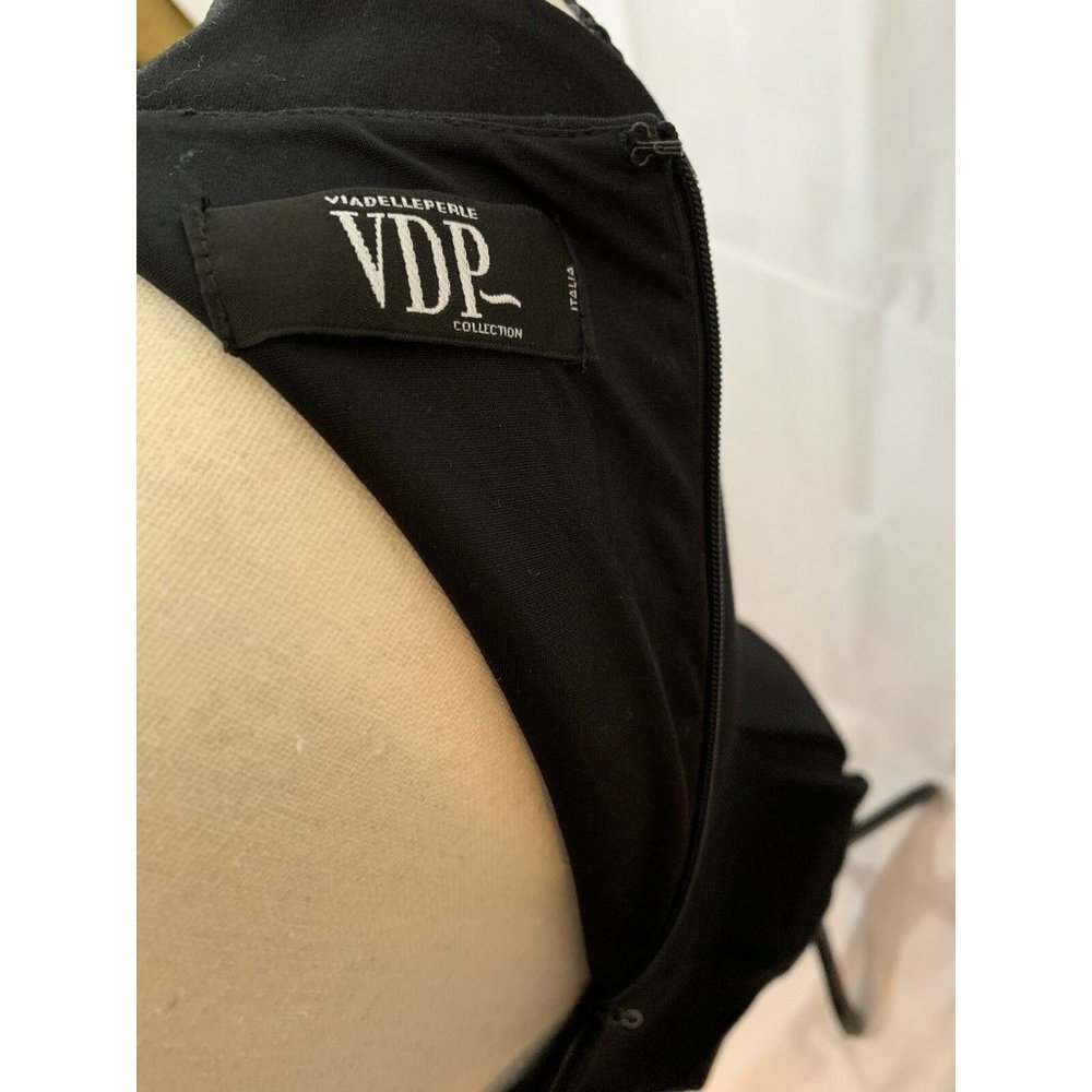 VDP Women’s Dress Size 8 Black With Red Stitched - Picture 6 of 7
